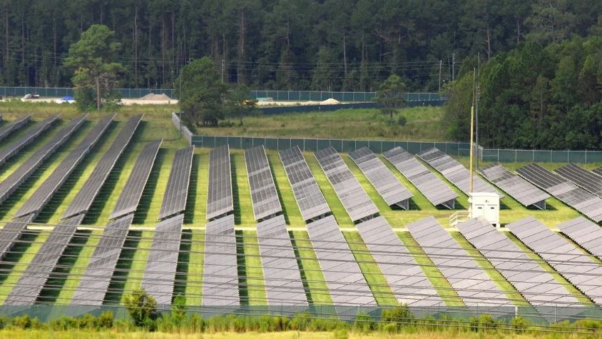 Featured image for “JEA eyes solar farms and new natural gas plant in coming years”