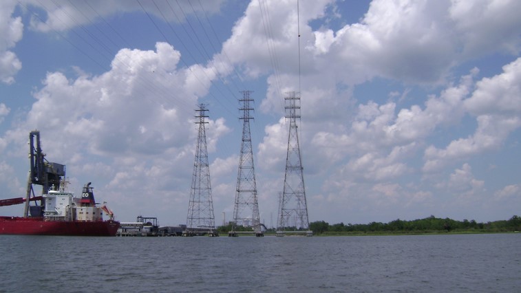 Featured image for “Jacksonville approves financing to raise power lines at port”