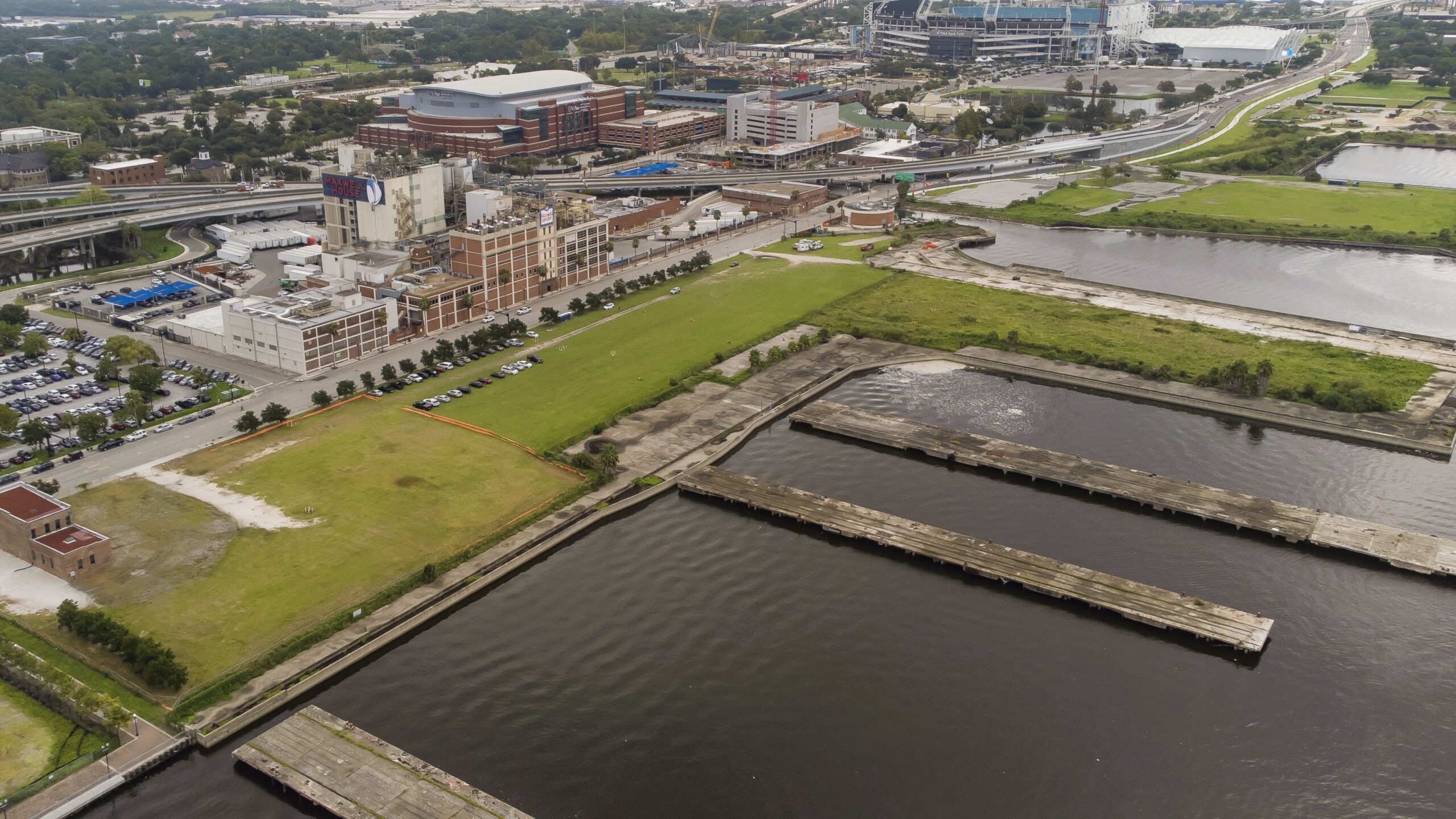 Featured image for “Jacksonville’s riverfront is starting to take shape”