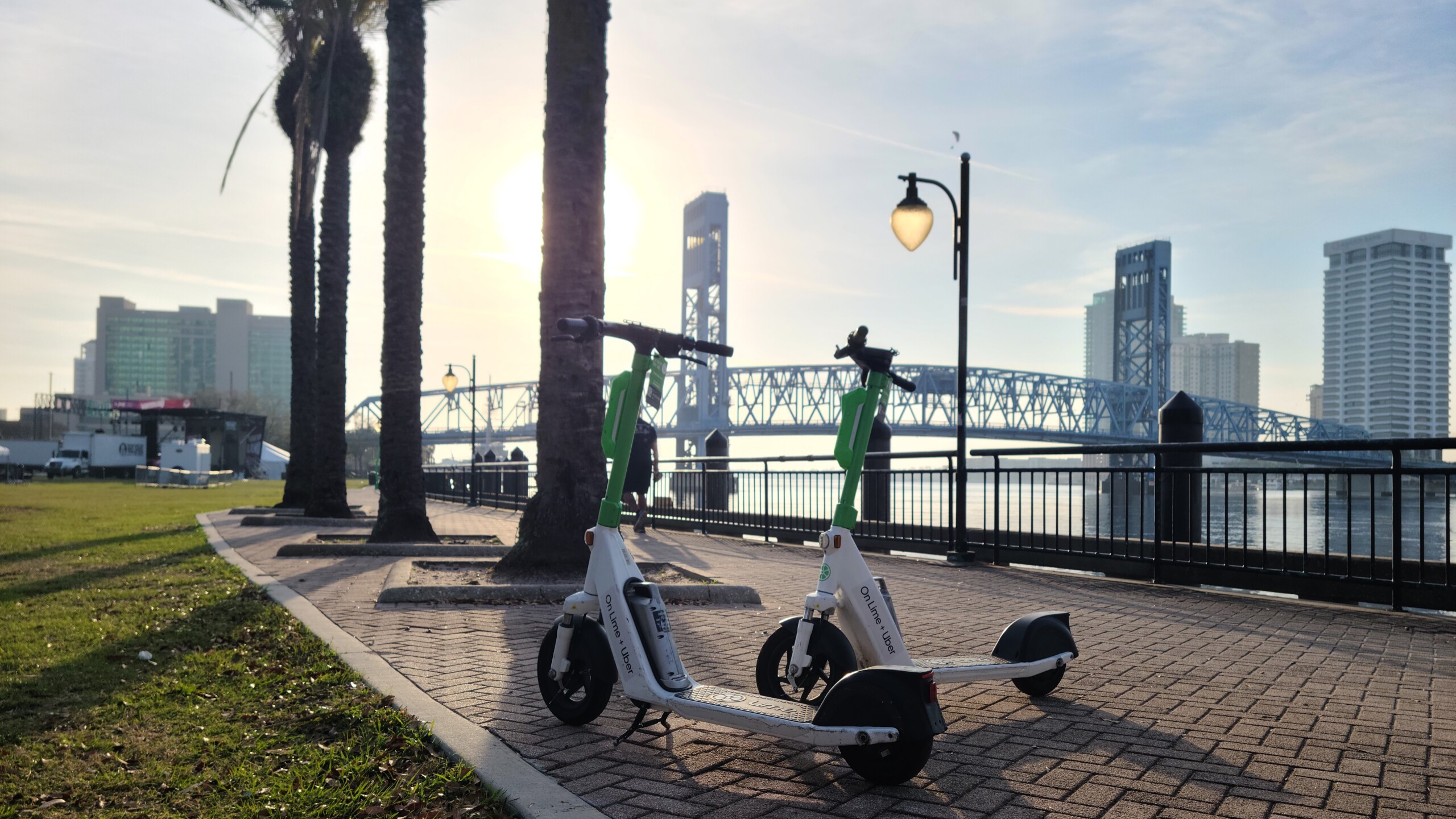 Featured image for “Popular e-scooters are spreading in Jacksonville”