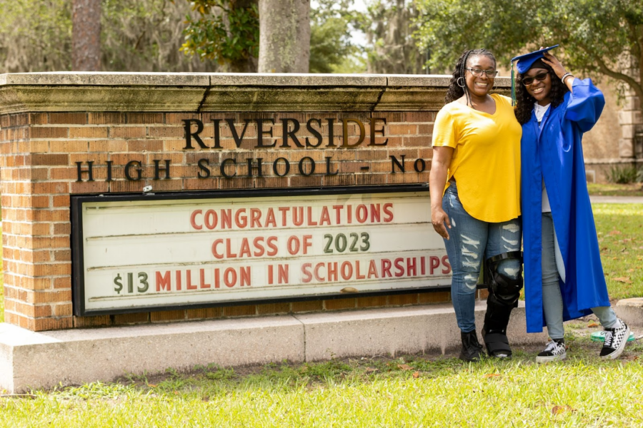 Featured image for “‘You don’t see a lot of Black, female pilots.’ This Riverside graduate aims to be one.”