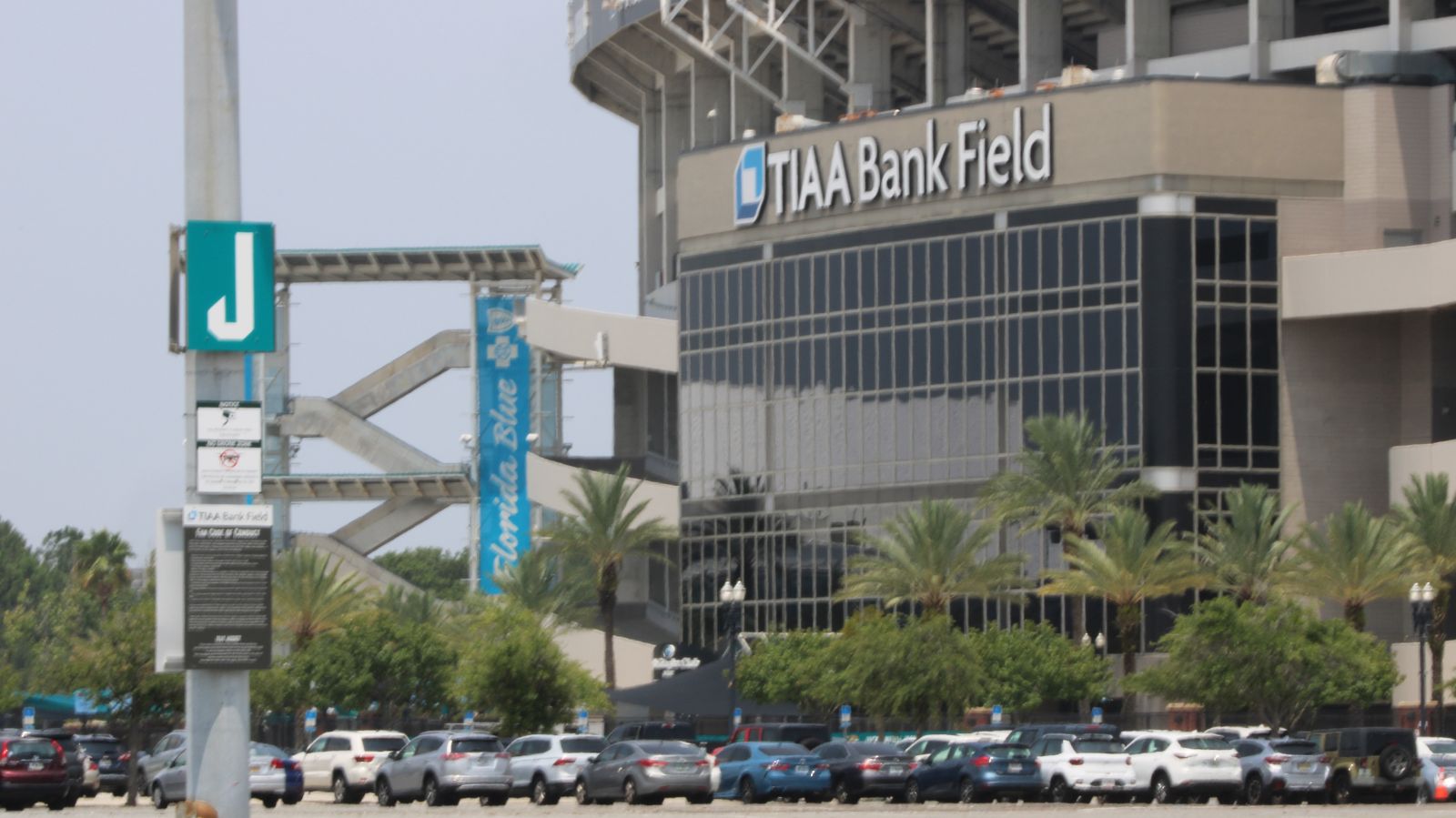 Featured image for “City Council could hire former Jags exec to represent it in stadium deal”