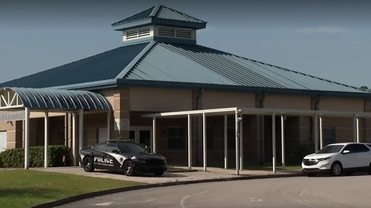 Argyle Elementary School.