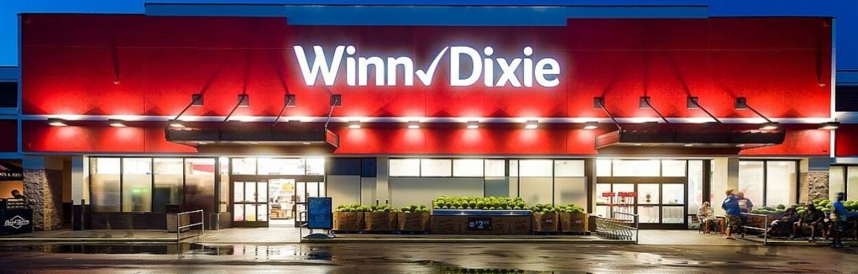Aldi plans to buy Winn-Dixie and Harveys from Southeastern Grocers Inc.