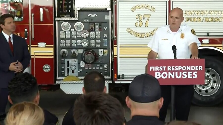 Featured image for “DeSantis celebrates first responder bonuses with Jacksonville firefighters and police”