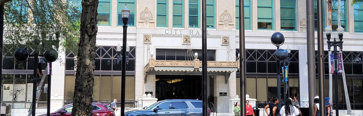 City Council members at a Finance Committee meeting this week nudged the mayor’s office to phase out a contract with a lobbying firm, but the administration said it does not plan to acquiesce to the request.