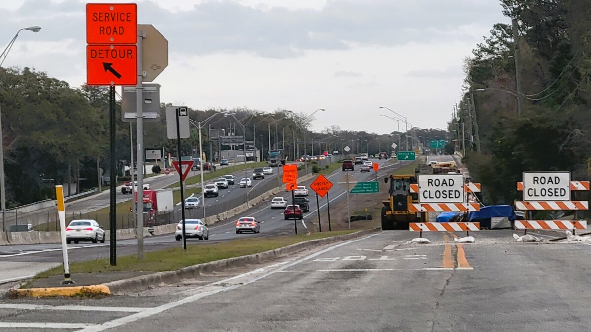 The Arlington Expressway service road east of Arlington Road, is closed for FDOT road and bridge repair. | Dan Scanlan, WJCT News 89.9