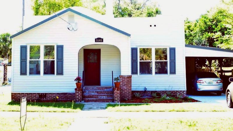 This house in San Marco sold for $283,000 in 2016. Today it's listed for $485,000. | Jessica Palombo, Jacksonville Today