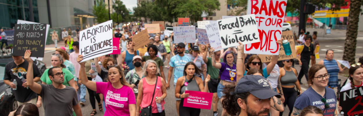 Hundreds rally at the Duval County Courthouse on June 24, 2022, after the U.S. Supreme Court struck down Roe v. Wade. | Will Brown, Jacksonville Today.