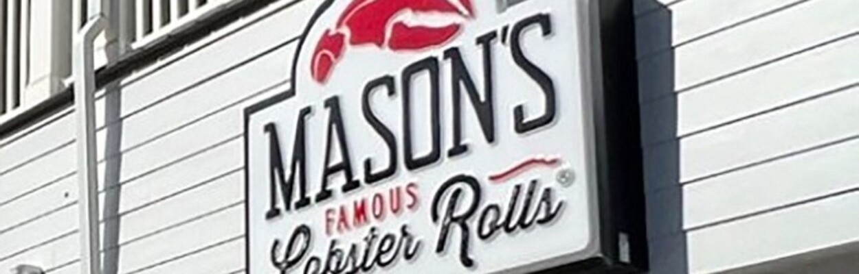 Mason’s Famous Lobster Rolls plans to open in The Pavilion at Durbin Park.