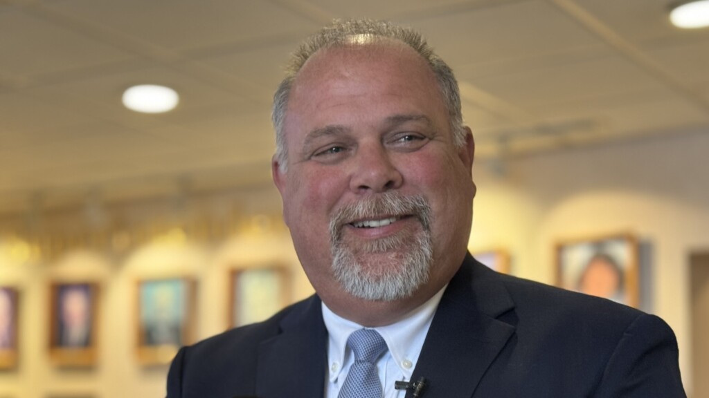 ‘$100M debt’? Duval superintendent presents rosier financial picture amid school closures