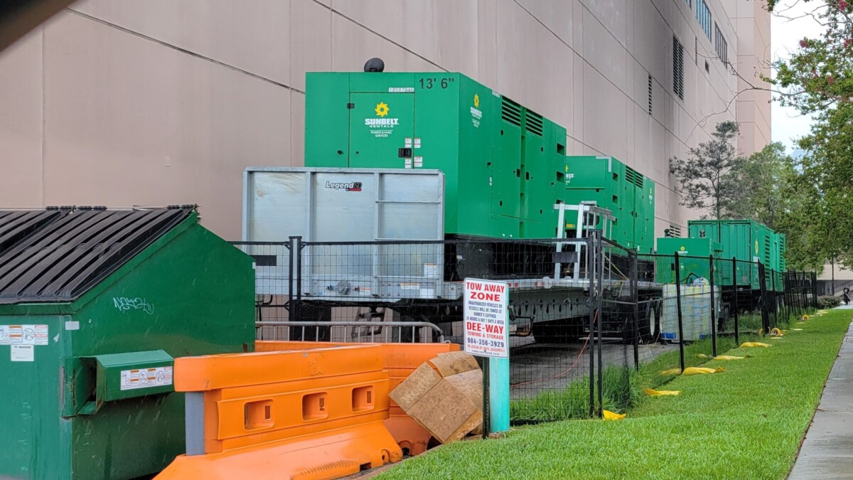 Massive portable generators line the back of the Hyatt Regency Jacksonville Riverfront hotel, five months after an electrical fire at the Downtown building. | Dan Scanlan, Jacksonville Today