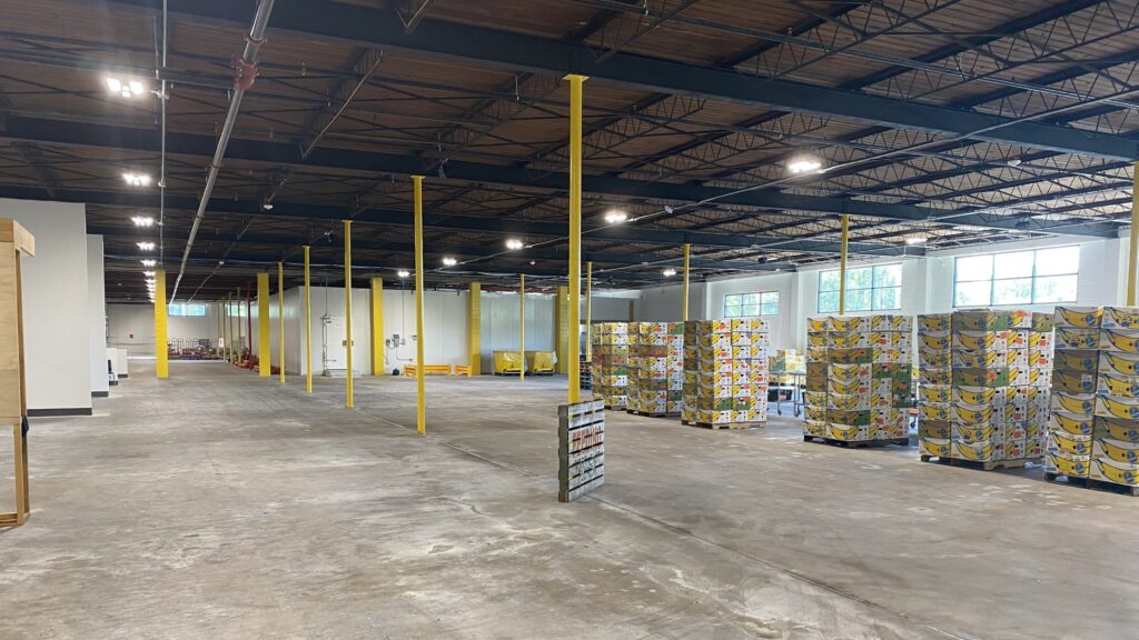 The new volunteer area is much larger than the previous facility used by Feeding Northeast Florida facility in Jacksonville. l Steven Ponson, Jacksonville Today.