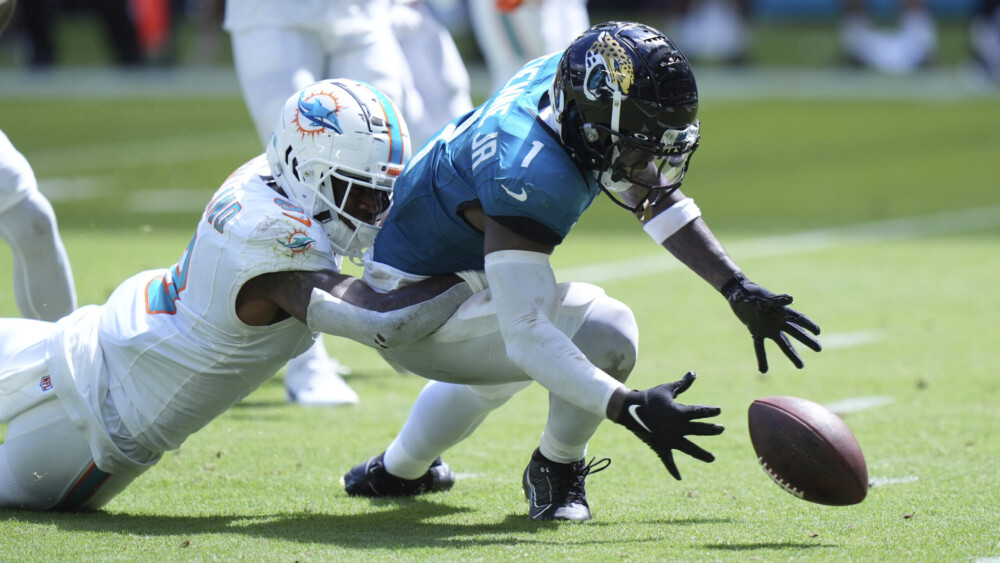 SPORTS | Jaguars squander second-half lead, lose opener in Miami – Jacksonville Today