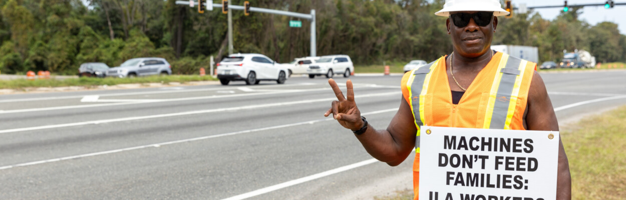 Longshoremen work stoppage