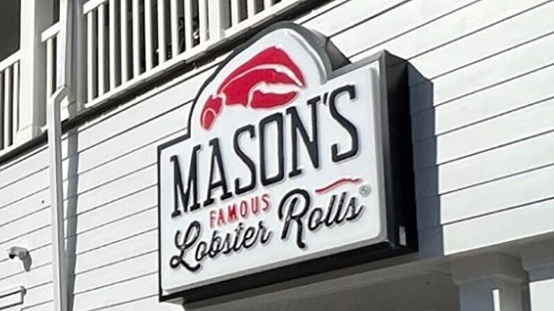 Featured image for “Lobster roll restaurant set to open at St. Johns Town Center”