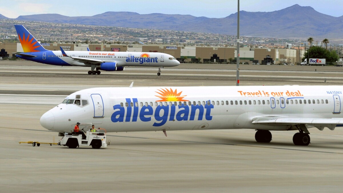 Allegiant Air jets