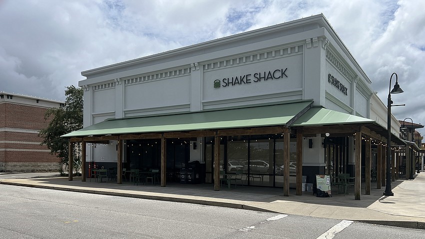 Shake Shack in St. Johns Town Center