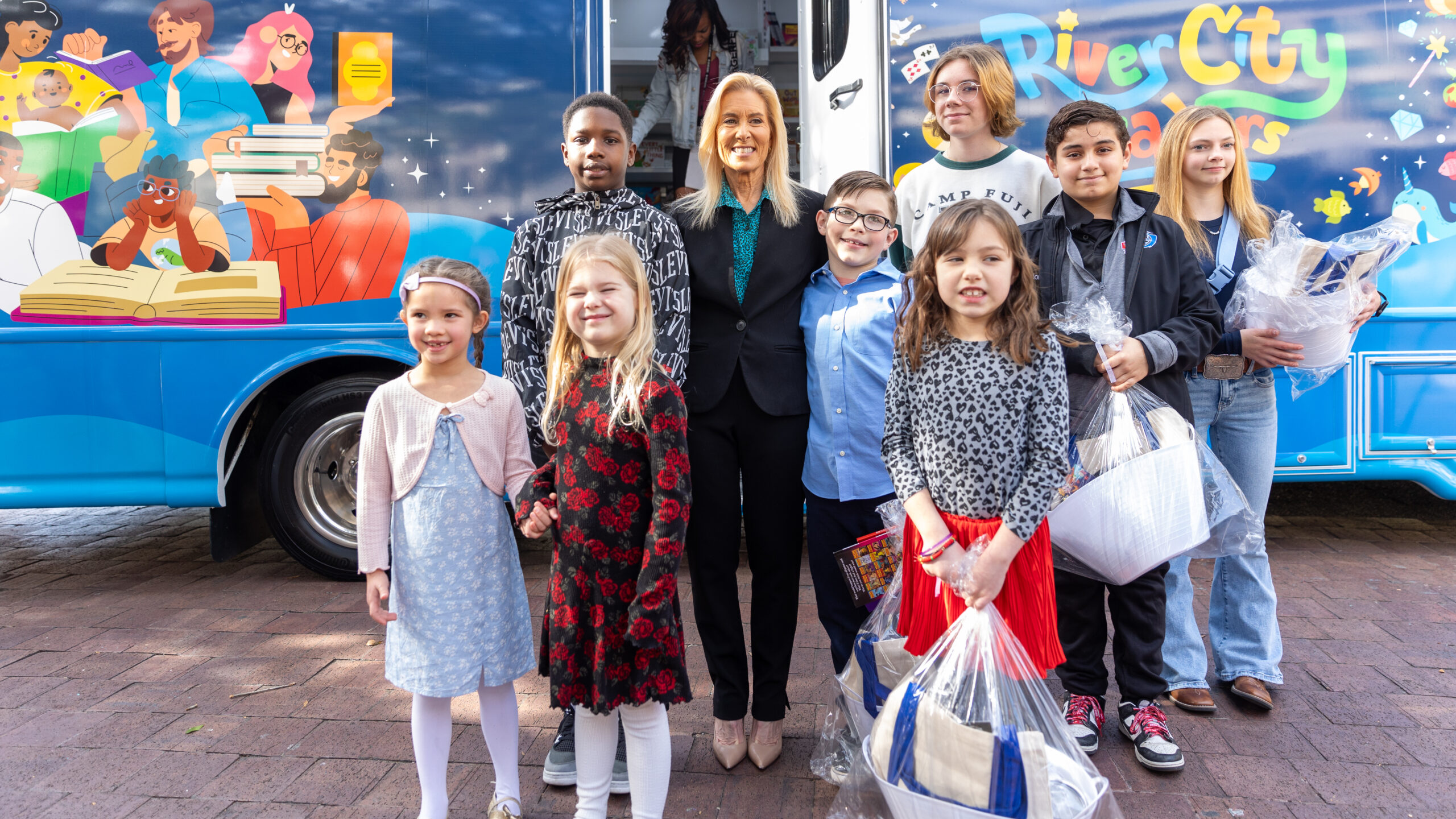 Featured image for “To boost early childhood literacy and health, Duval is sending doctors out with books”