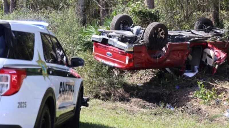 Featured image for “Driver waving gun crashes during police chase on I-95”