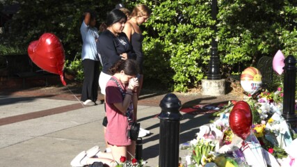Featured image for “FSU students gather at vigils the day after shooting”