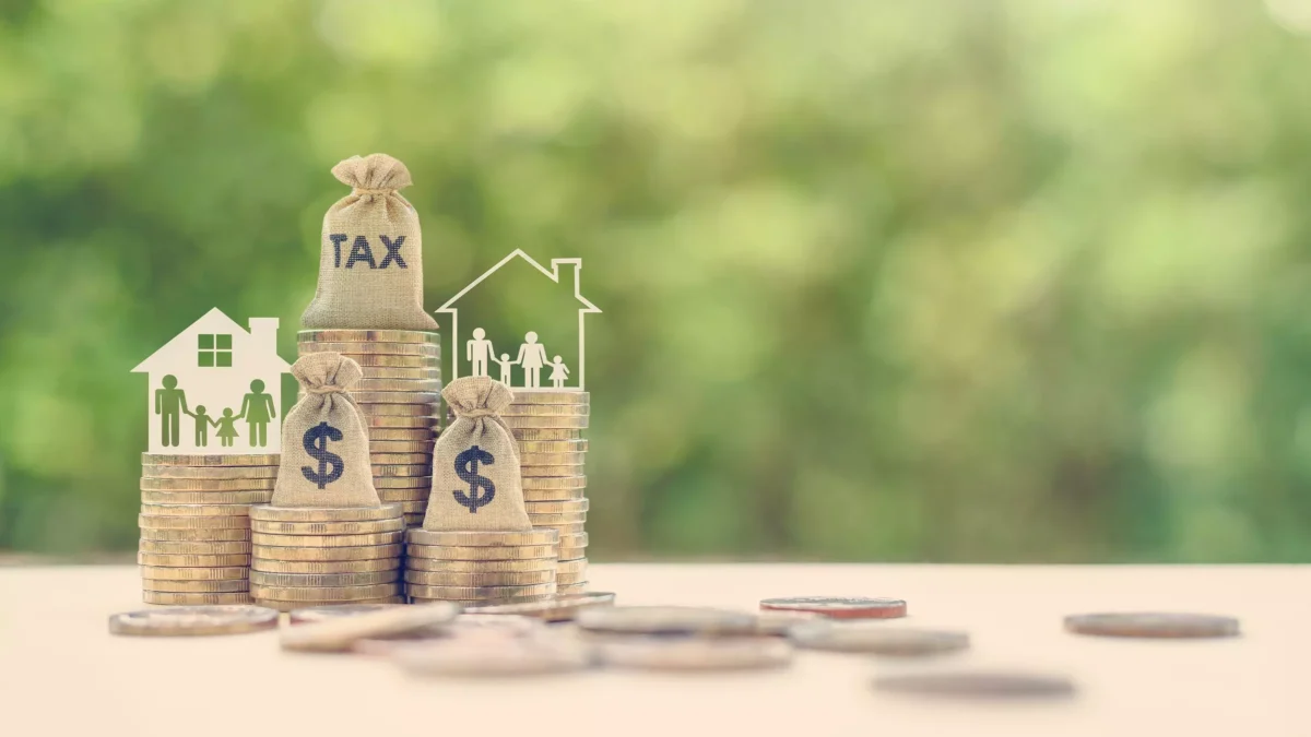 Family tax benefit / residential property tax rate or estate tax concept