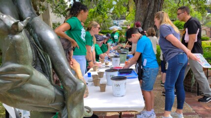 Featured image for “Students with disabilities connect with art at the Cummer”