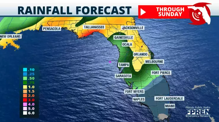 Featured image for “Channel of moisture streams over North Florida”