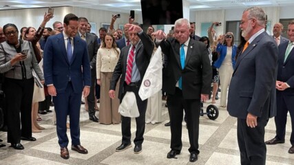 Featured image for “Florida lawmakers pass $115B budget and tax breaks”