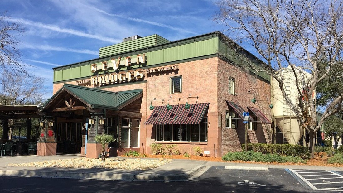 Exterior of Seven Bridges Grille & Brewery