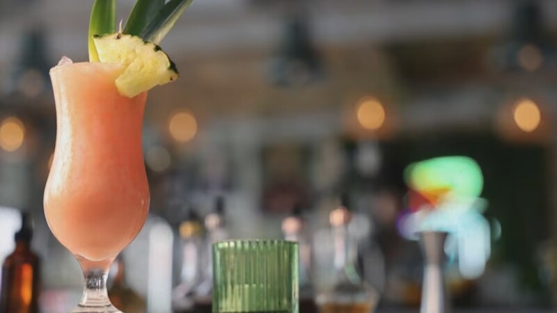 Featured image for “Zunzibar seafood bar to replace Burrito Gallery in Riverside”