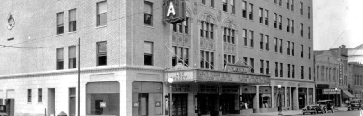 The Florida Theatre and its first marquee