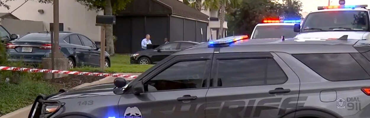 Police investigate a shooting June 11 outside of Copeland's of New Orleans restaurant on Southside Boulevard.