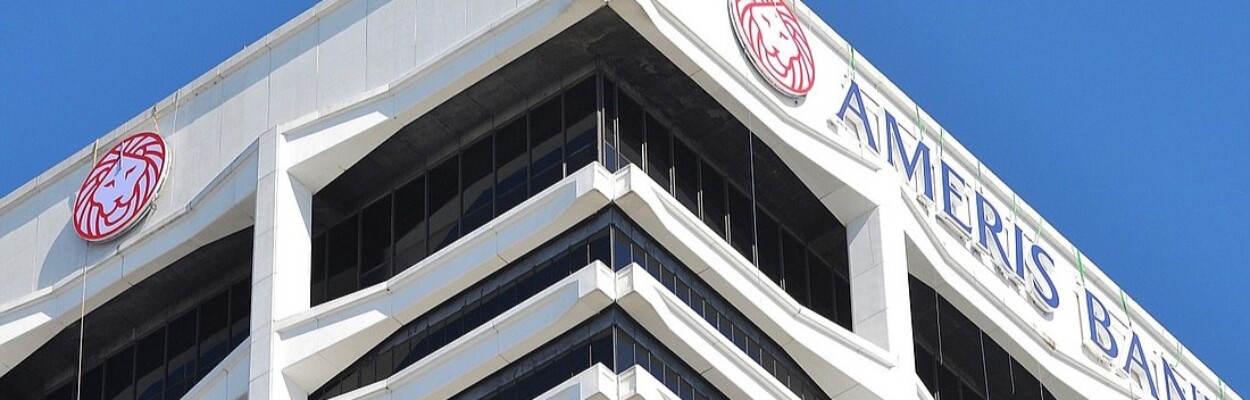 The top of the Ameris Bank building