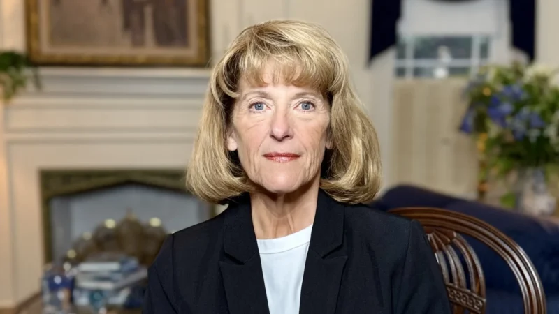 Featured image for “Former Duval teachers union president pays back $1.3M”