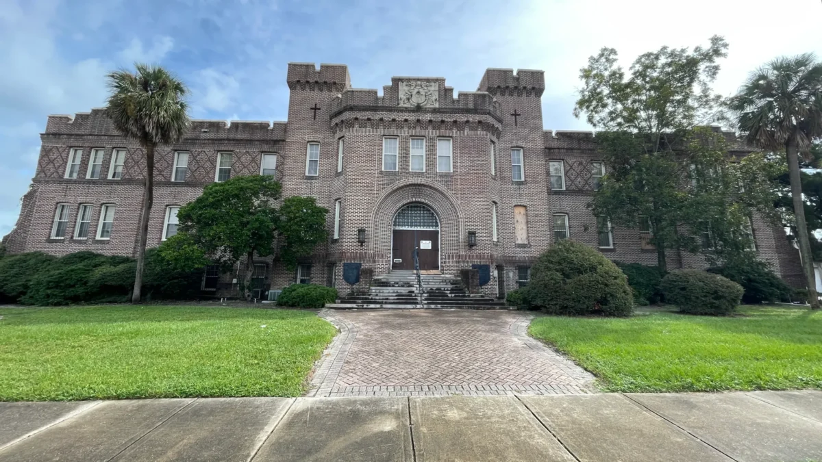 Exterior photo of the Armory building bordering Springfield and Downtown Jacksonville.