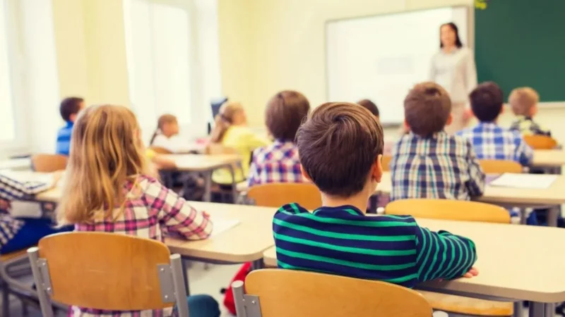 Featured image for “Proposed law would require teachers to take an oath”