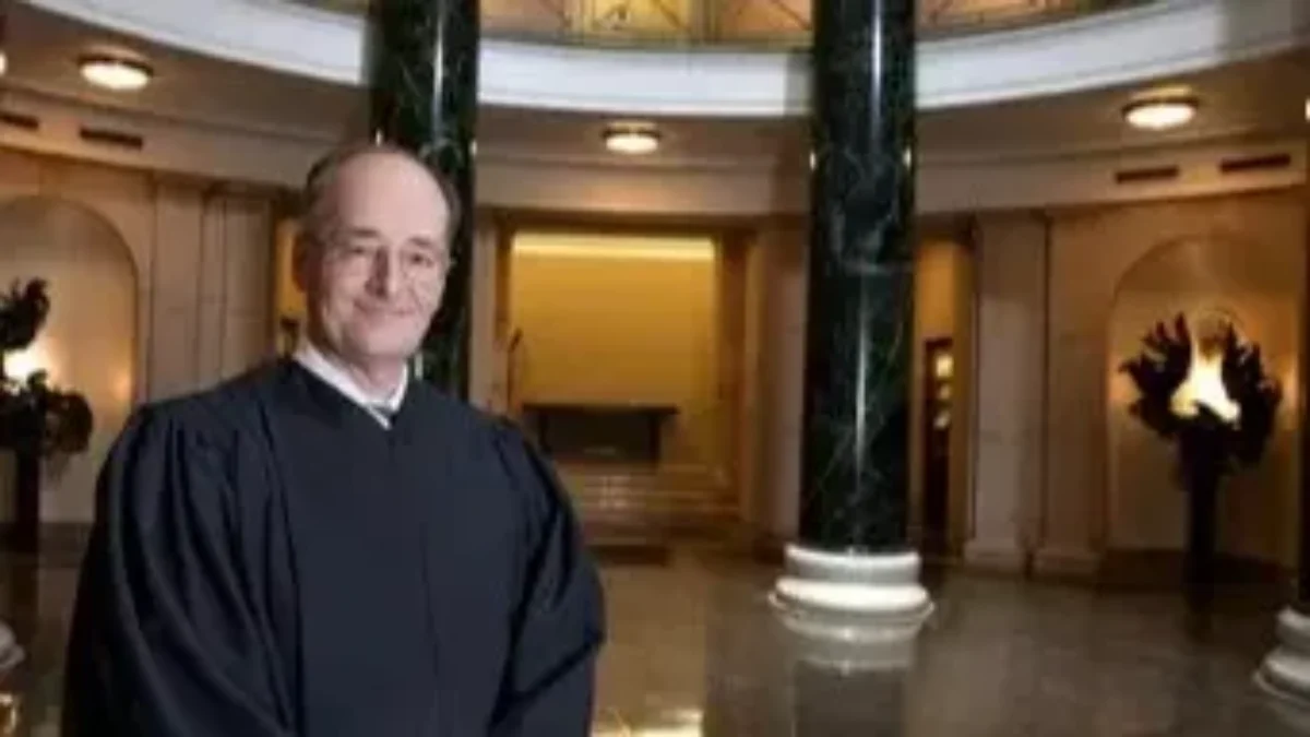 Justice Charles Canady