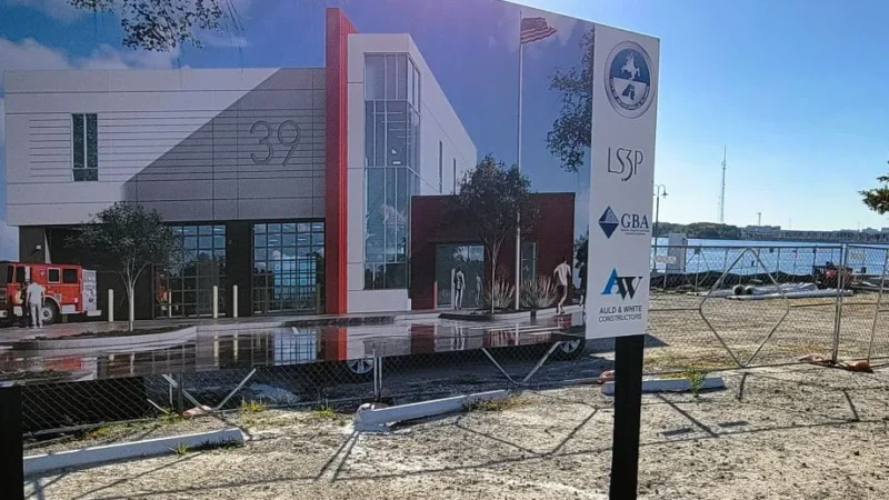 Featured image for “City sets sail on new Downtown fireboat station”