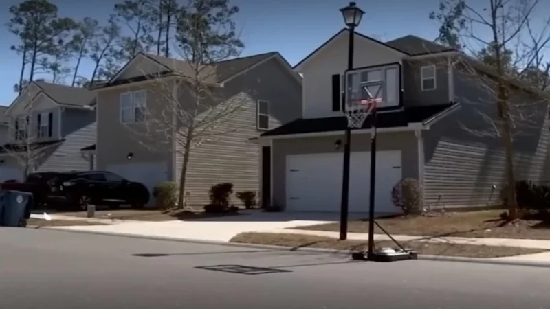 Featured image for “1 in 10 Jacksonville homes are built strictly to rent”