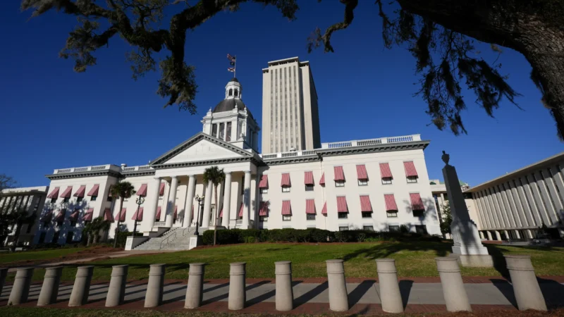 Featured image for “Florida Legislature approves restoring funds to AIDS drug program”