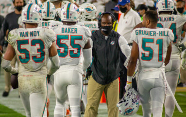 Featured image for “Florida attorney general warns NFL to scrap ‘Rooney Rule’”