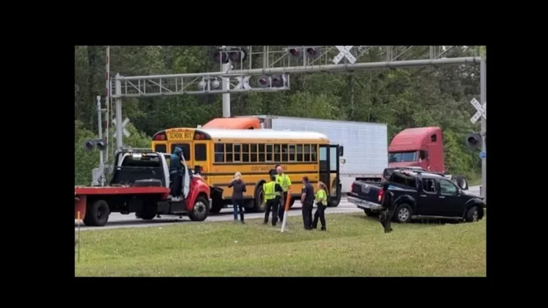 Featured image for “Another Duval school bus crashes on trip to the zoo”