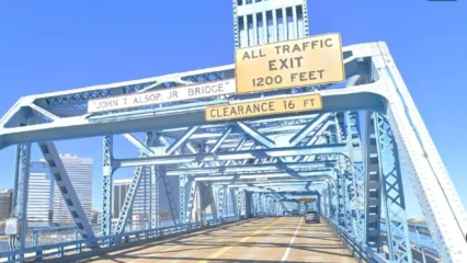 Featured image for “#AskJAXTDY | Why don’t all bridges have name plaques?”
