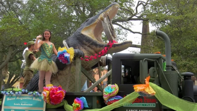 Featured image for “WHAT TO DO | Evening hike; Easter parade; Mandarin Art Festival”