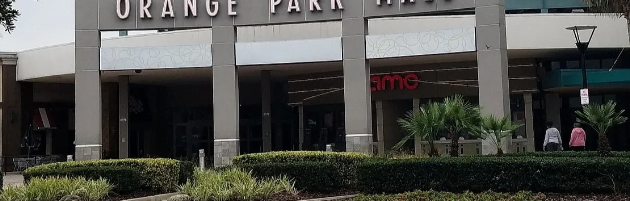 Entrance to Orange Park Mall