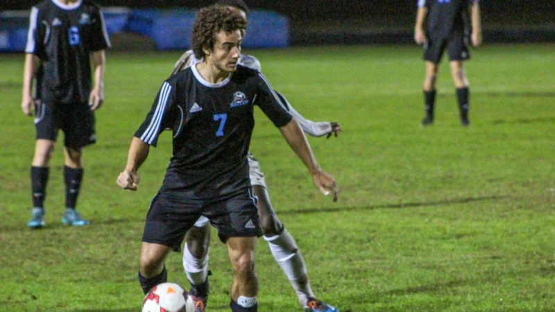 Featured image for “Former Ponte Vedra Beach players take deft first touch from soccer pitch to medical field”