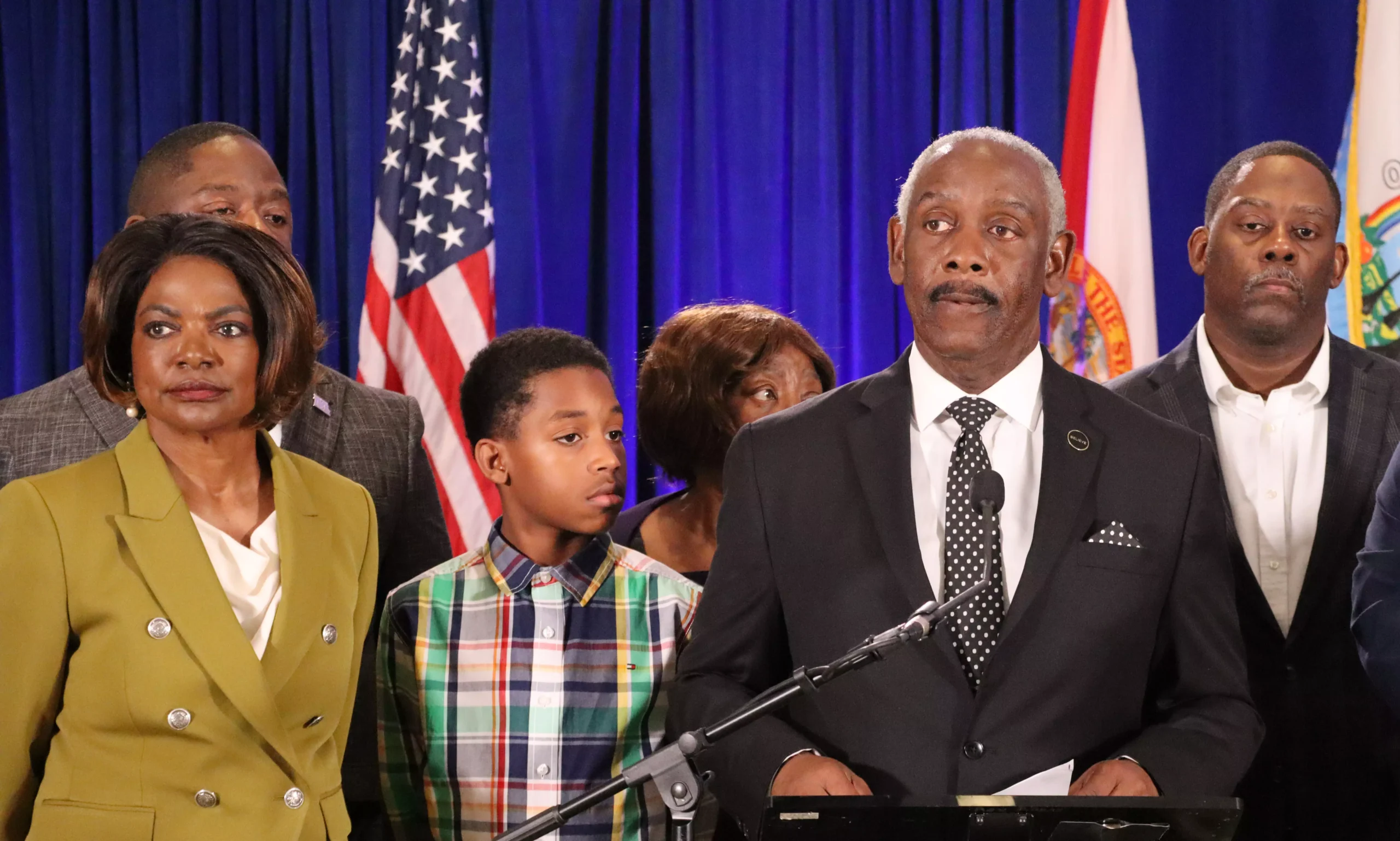 Orange County Mayor Jerry Demings' wife, former Congresswoman Val Demings, and other family members stood beside him Friday as he announced his prostate cancer diagnosis and the suspension of his campaign  for governor.