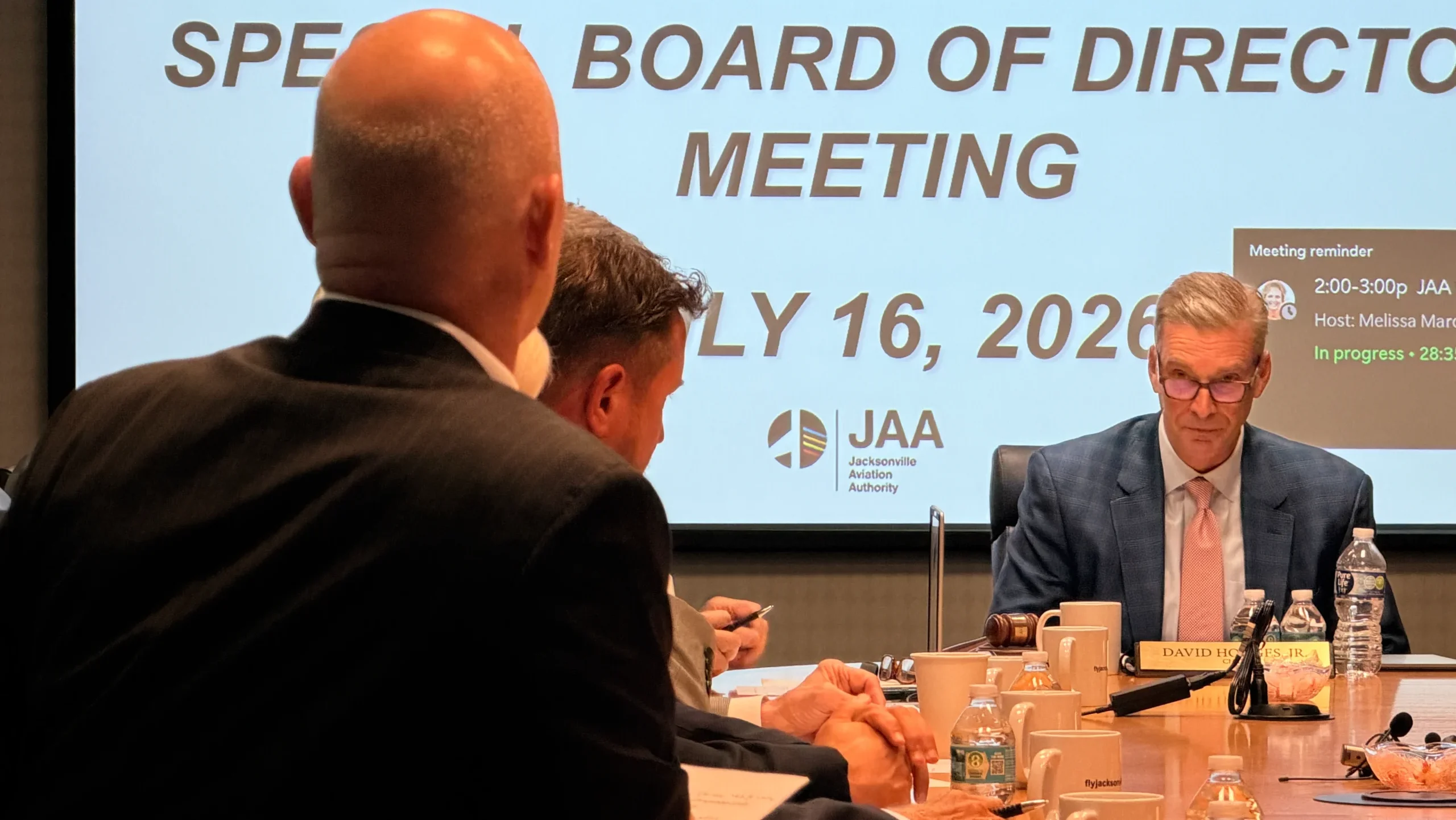 Featured image for “Aviation authority board starts 30-day clock on possible city of Jax lawsuit”