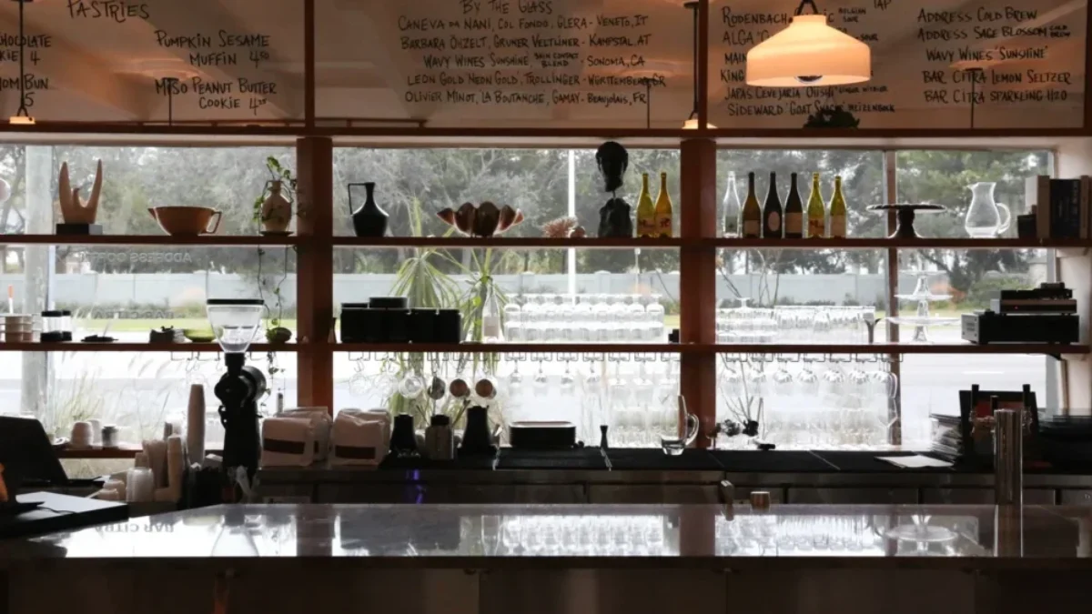 Bar Citra interior